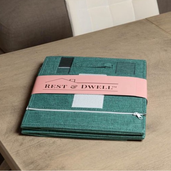 2 pack Linen Bed Sheet Storage Organizer - Picture 6 of 6